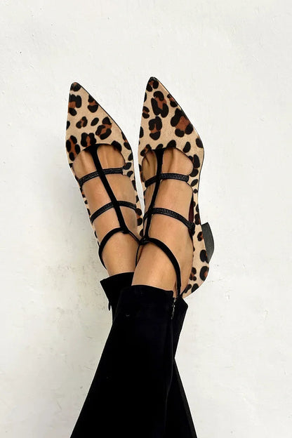 Women's Pointed Toe Strappy Flat Shoes - VibreMode