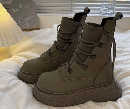 Stylish Insulated Snow Boots