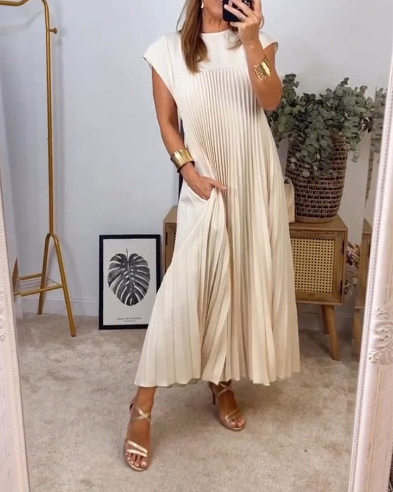 Elegant Ladies Long Pleated Evening Dress