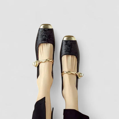 Elegant Ladies Buckle Low Heel Sandals