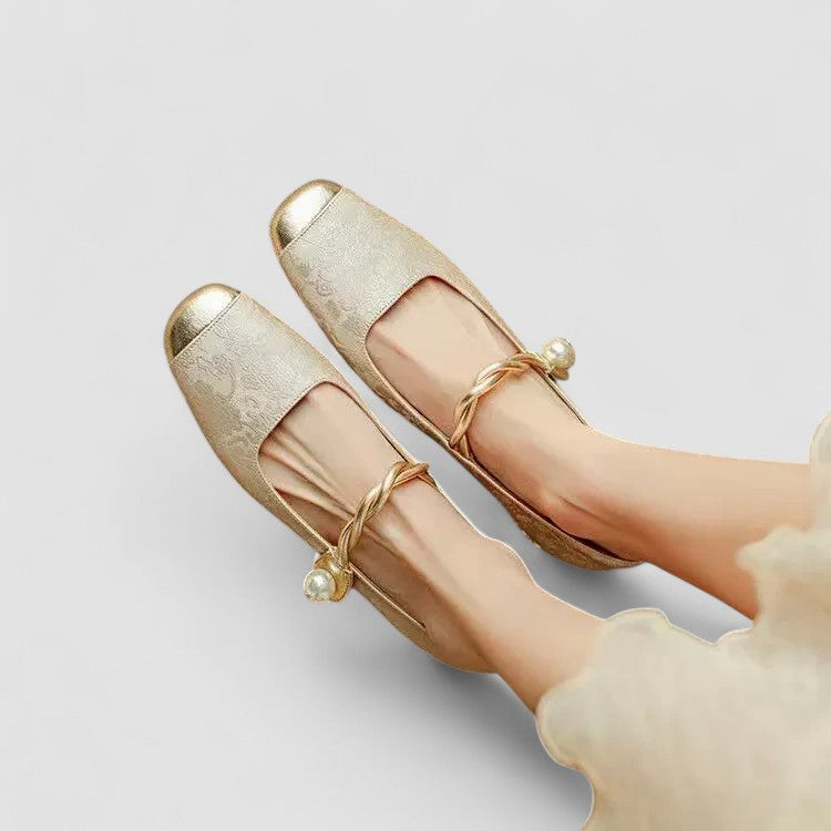 Elegant Ladies Buckle Low Heel Sandals