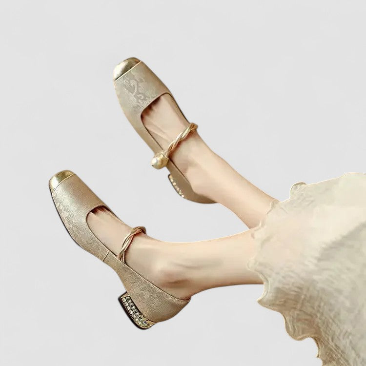 Elegant Ladies Buckle Low Heel Sandals
