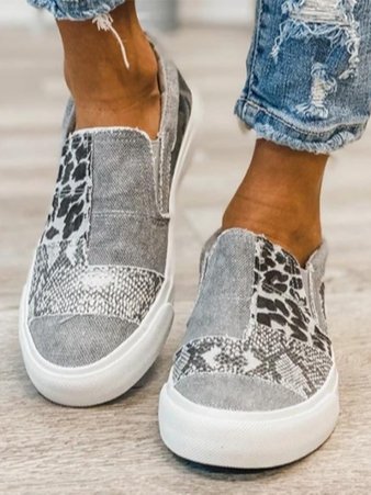 Women's Pain Relieving Slip On Shoes