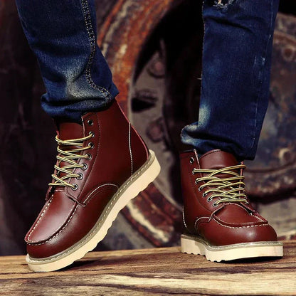 Men's Moc Toe Boots Lace-Up Rugged Sole Brown