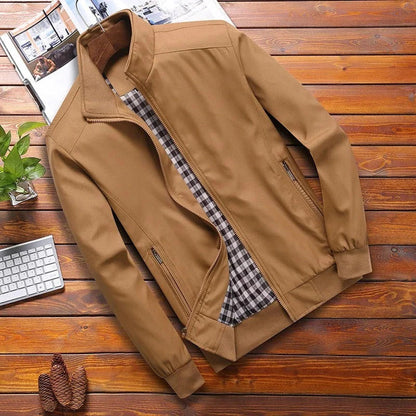 Men's High-Collar Summer Jacket: Structured Fit, Wind-Resistant, Versatile Outerwear