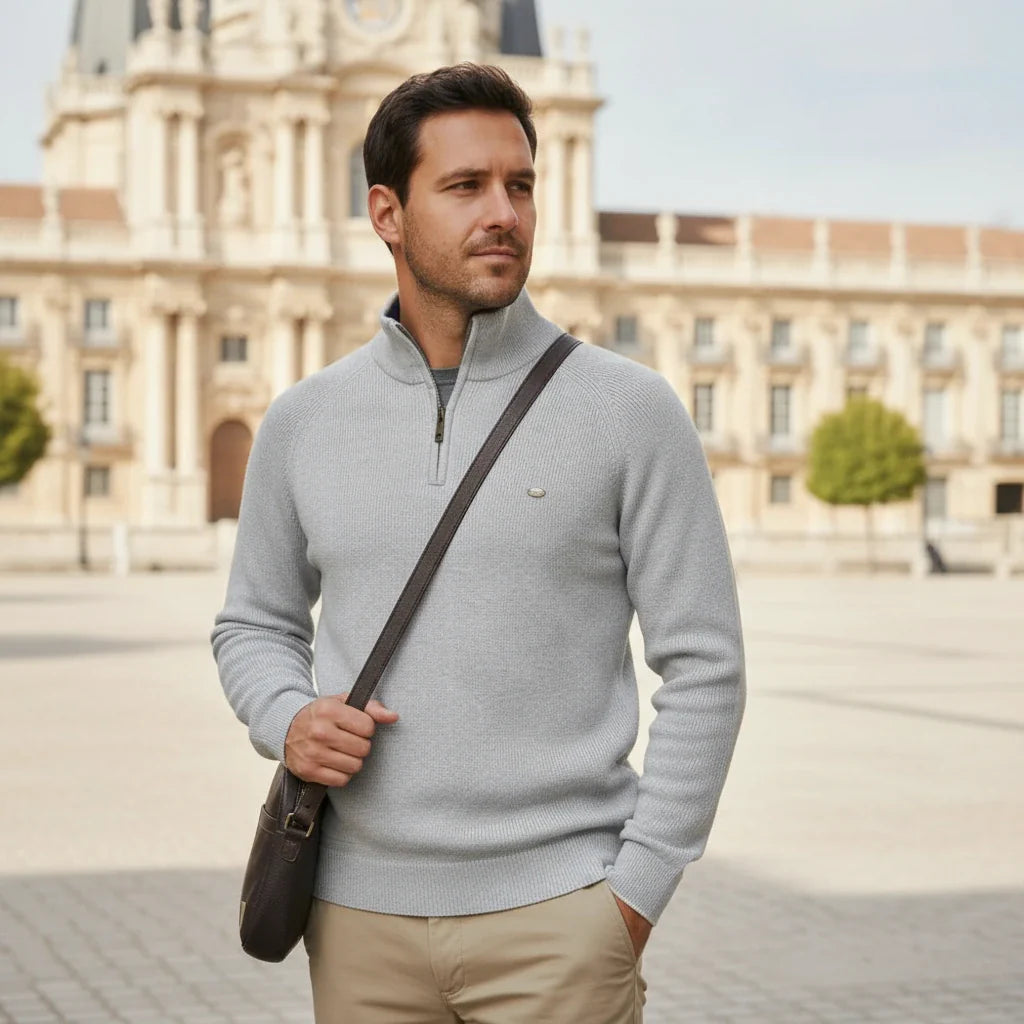 Men's Crew Neck Wool Pullover Sweater - VibreMode