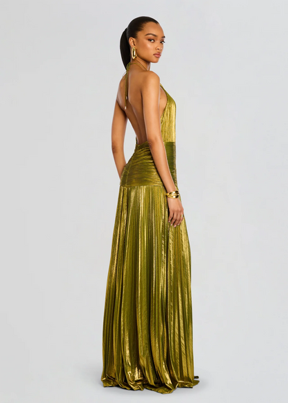 Elegant Maxi Dress with Sexy Cut and Premium Fabric