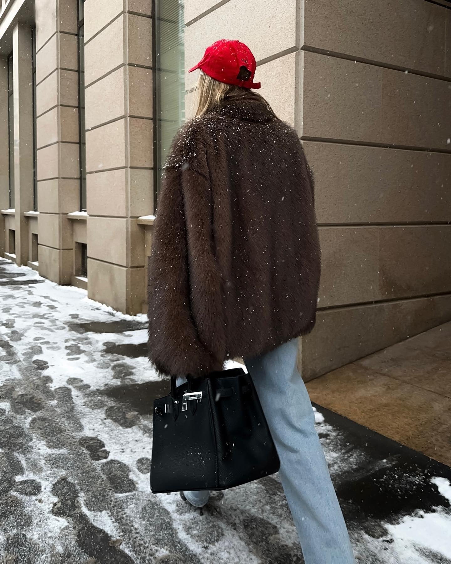 Women's Oversized Faux Fur Coat