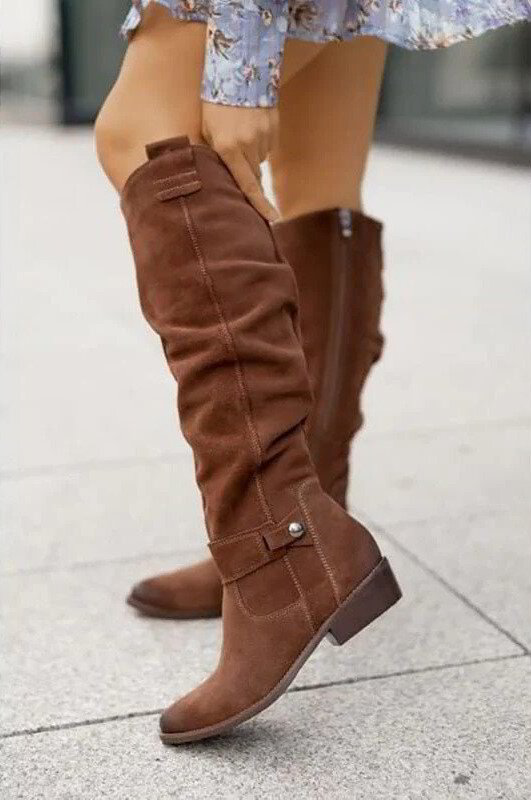 Women's Knee-High Boots Low Heel Side Zip Black