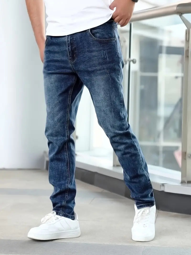 Men's Straight Leg Jeans With Pockets