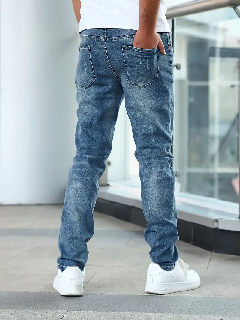 Men's Straight Leg Jeans With Pockets
