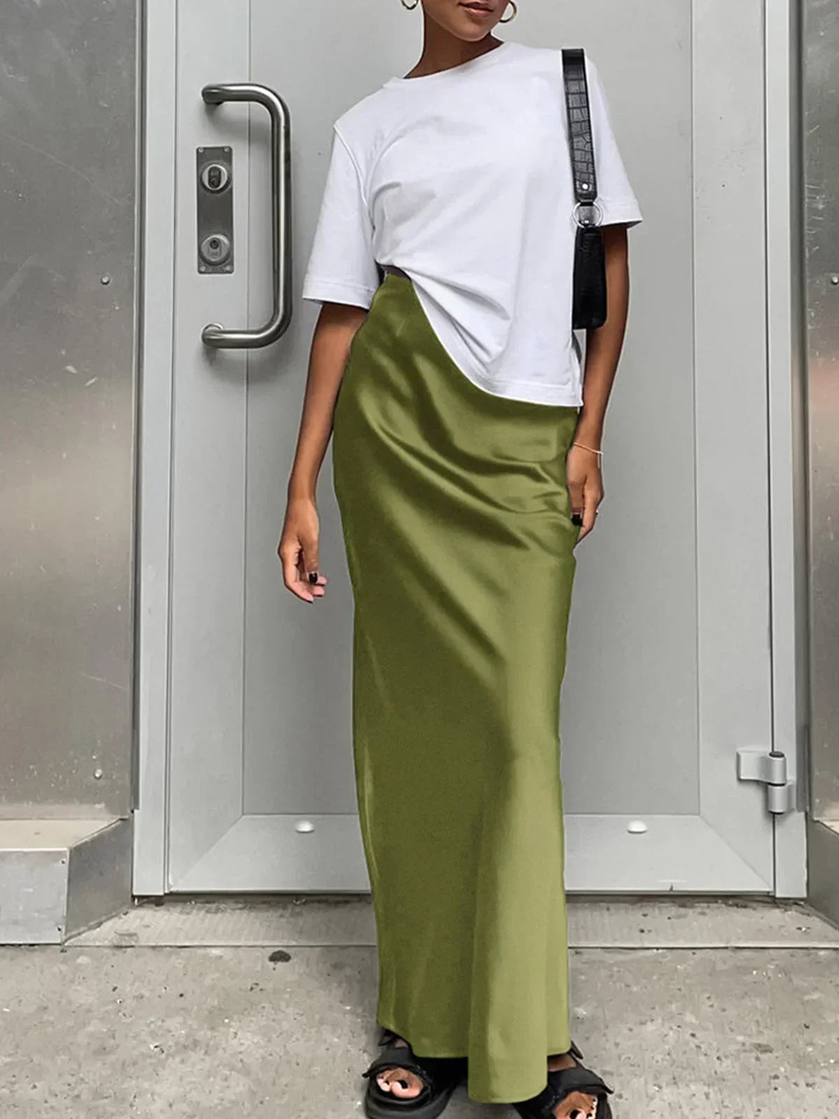 Women's High-Waisted Satin Skirt