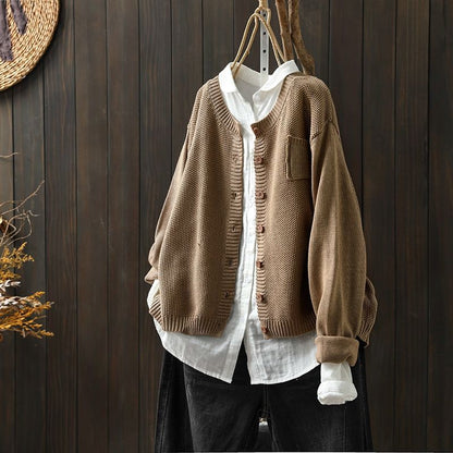 Women's Oversized Knit Cardigan With Pockets