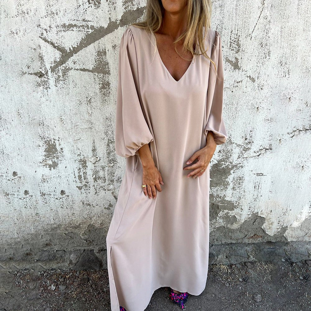 Elegant Long Maxi Dress with Side Pockets - VibreMode