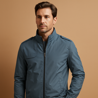 Men’s lightweight summer jacket with stand collar and practical pockets, suitable for daily wear, city walks, and casual or formal occasions.