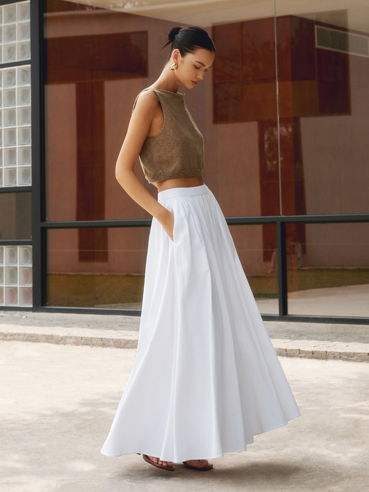 Women's High Waist A-Line Maxi Skirt Pleated with Pockets - VibreMode