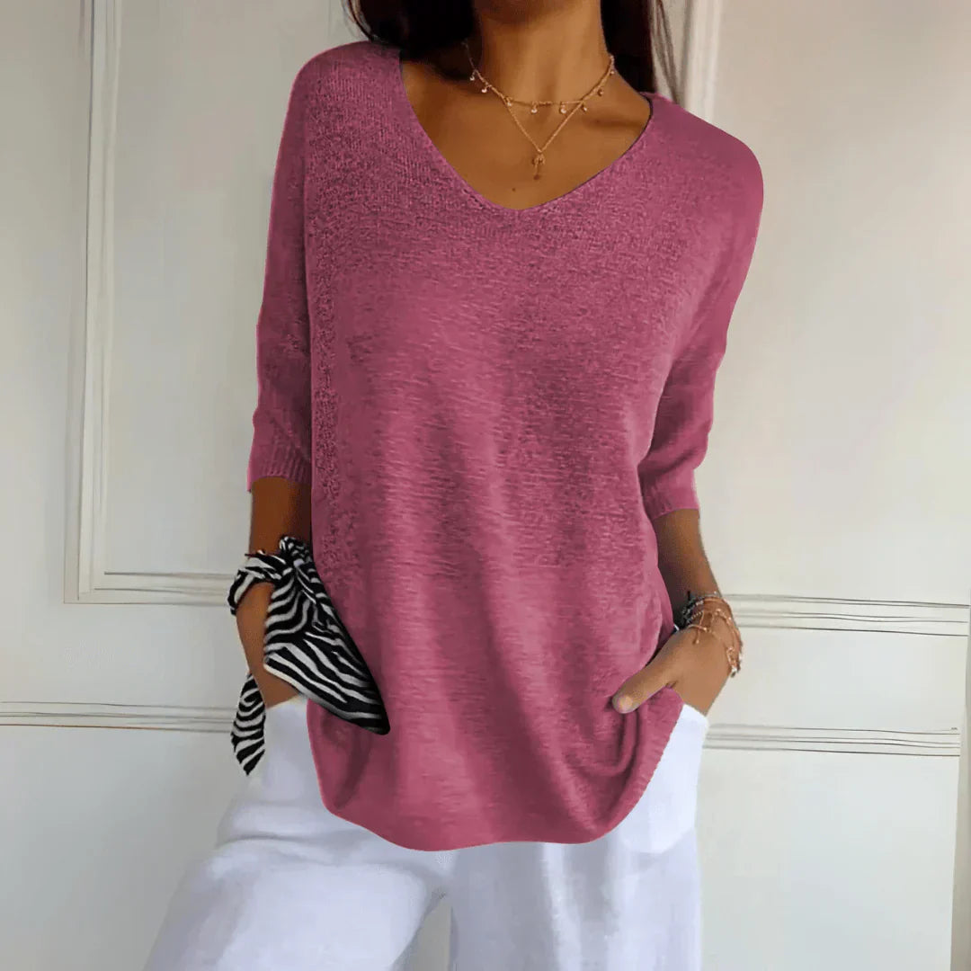 Women's V-Neck Knit Shirt Three-Quarter Sleeve Relaxed Fit