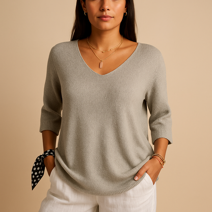 Women’s luxury loose-fit top with a modern elegant silhouette, designed for everyday comfort, casual outings, and relaxed moments.