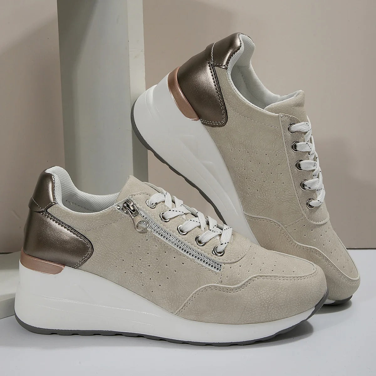 Women's Comfort Sneakers - VibreMode