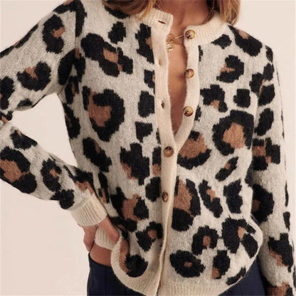 Wild Leopard Crew Neck Sweater - VibreMode