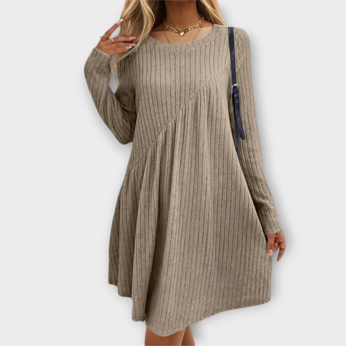 Cozy and Elegant Casual Dress - VibreMode