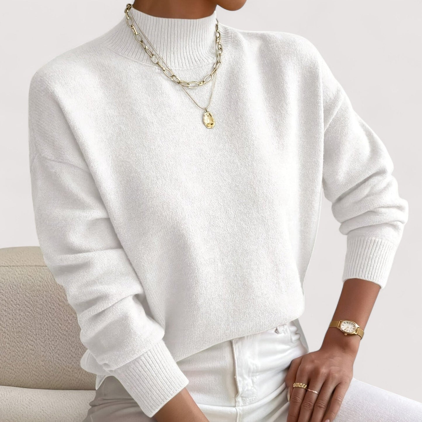 Soft and Cozy Crew Neck Sweater - VibreMode