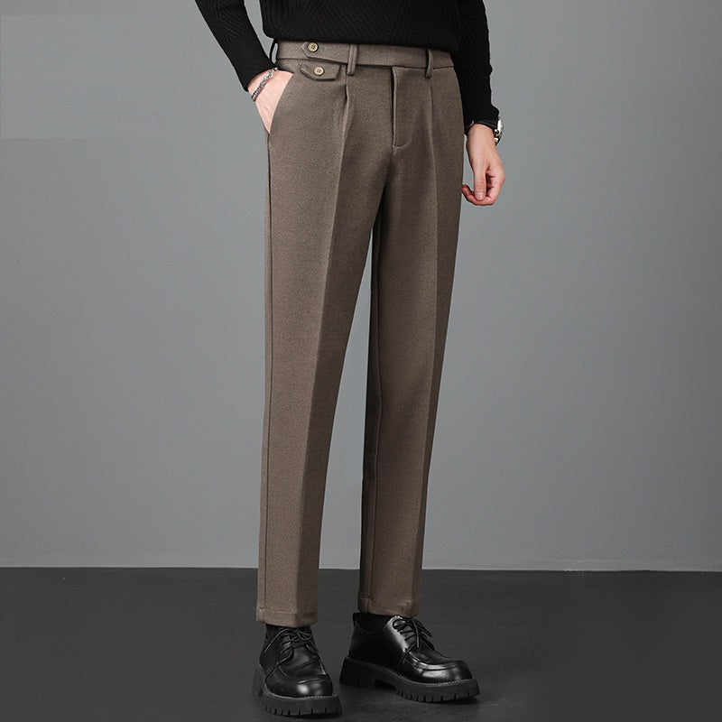 Image of Marvin | Men's Pleated Straight Leg Dress Pants