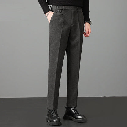 Image of Marvin | Men's Pleated Straight Leg Dress Pants