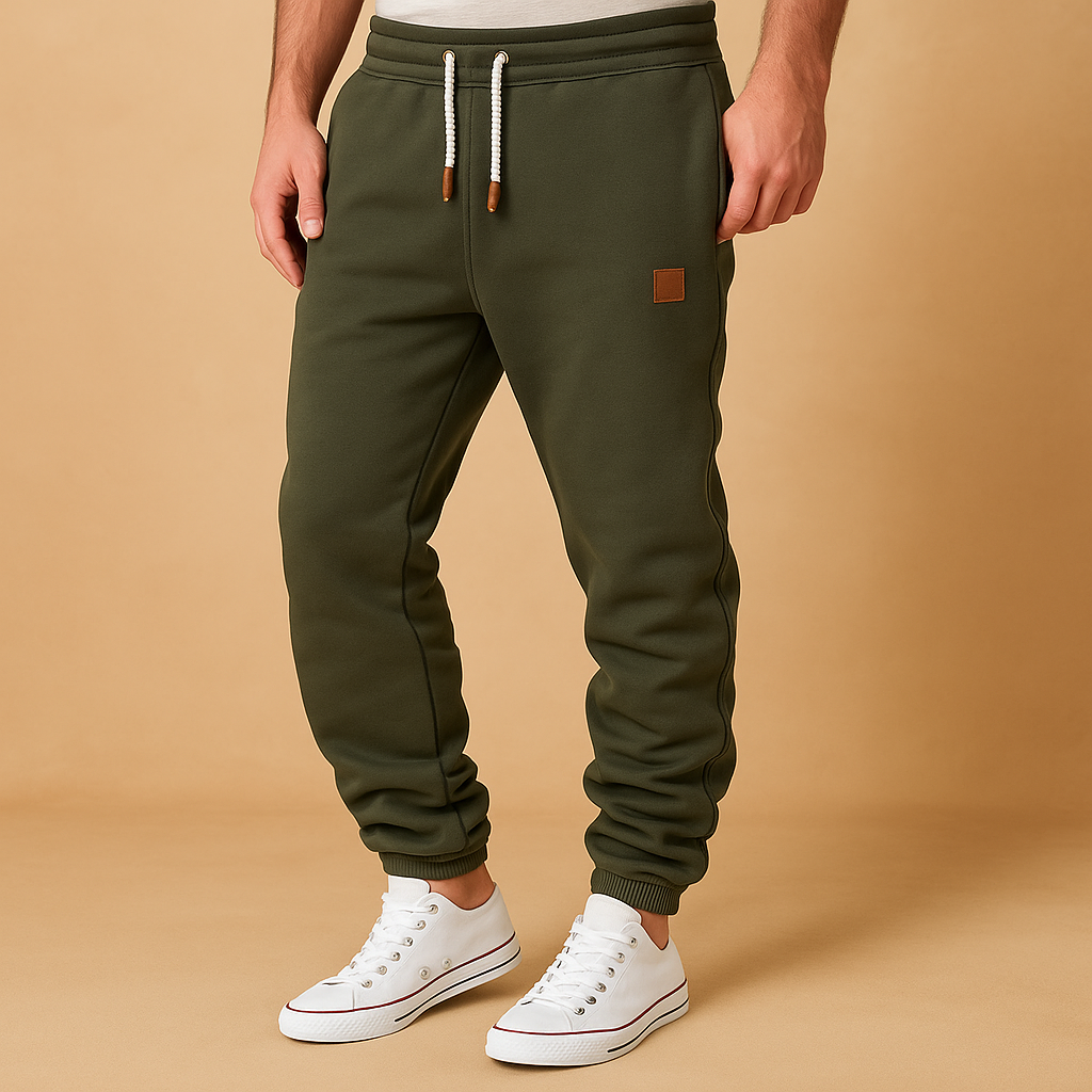 Men’s jogger sweatpants with adjustable waistband and side pockets, perfect for workouts, casual wear, and relaxing at home.