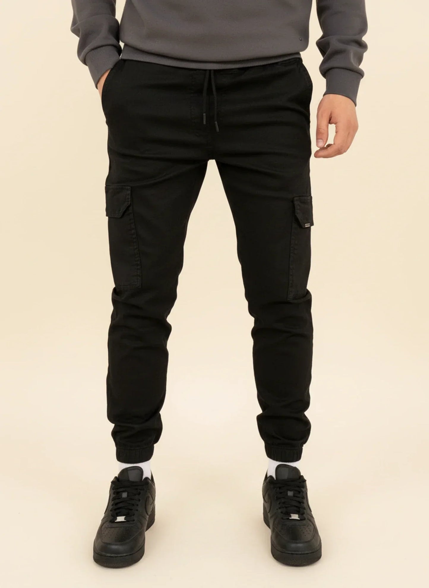Men's Lightweight Slim Fit Cargo Pants - VibreMode
