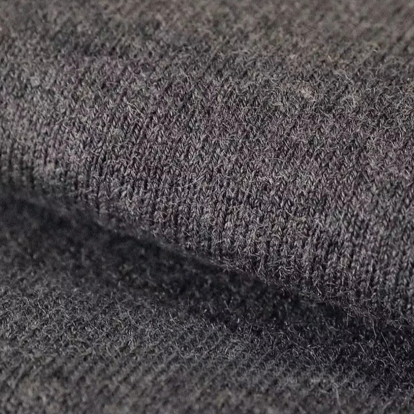 mens-knit-t-shirt-with-crew-neck-and-ribbed-hem-7