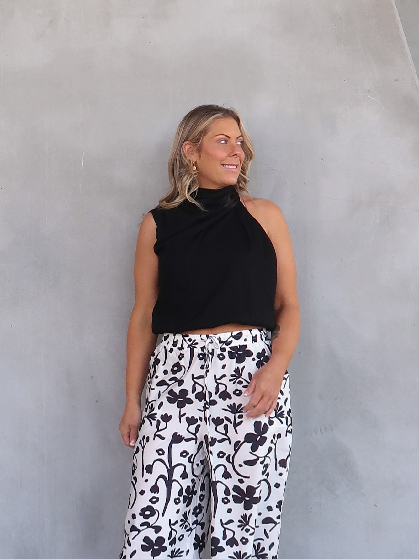 Image of Natalie | Women's High-Waisted Floral Print Wide Leg Pants