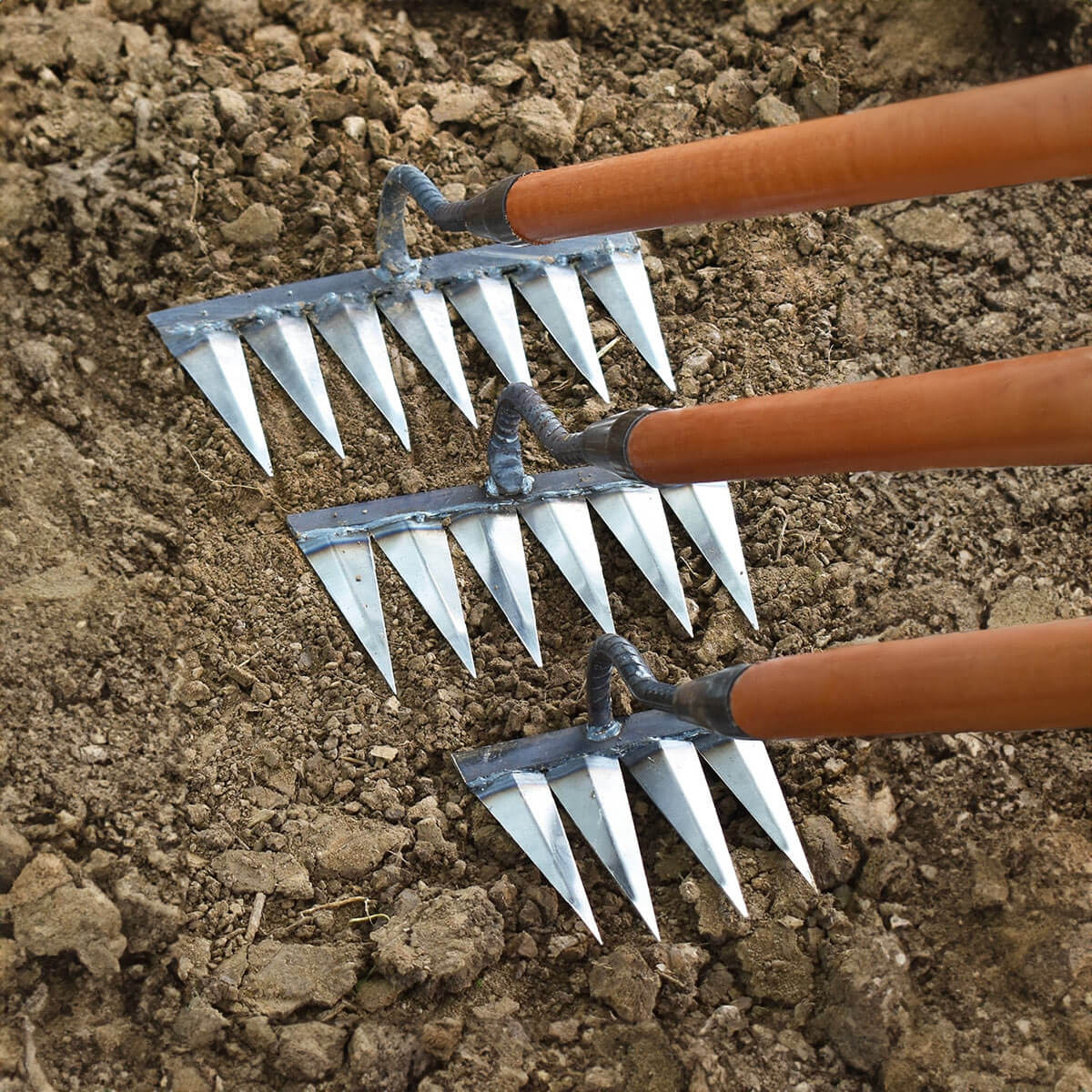 Weed Rake Pro Efficient Garden Tool