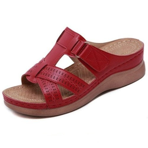 Comfortable Flat Red Sandal Shoes - VibreMode