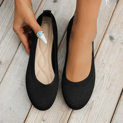 Classic Comfortable Round Toe Flat Shoes - VibreMode