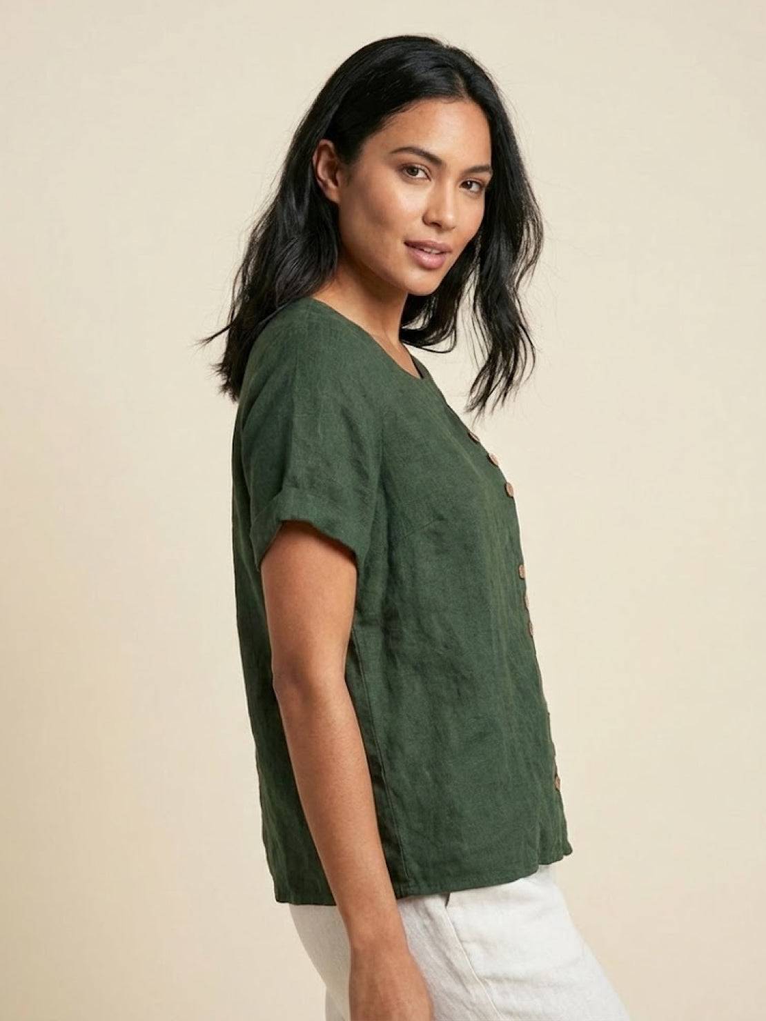 Relaxed Fit Women's Short Sleeve Blouse