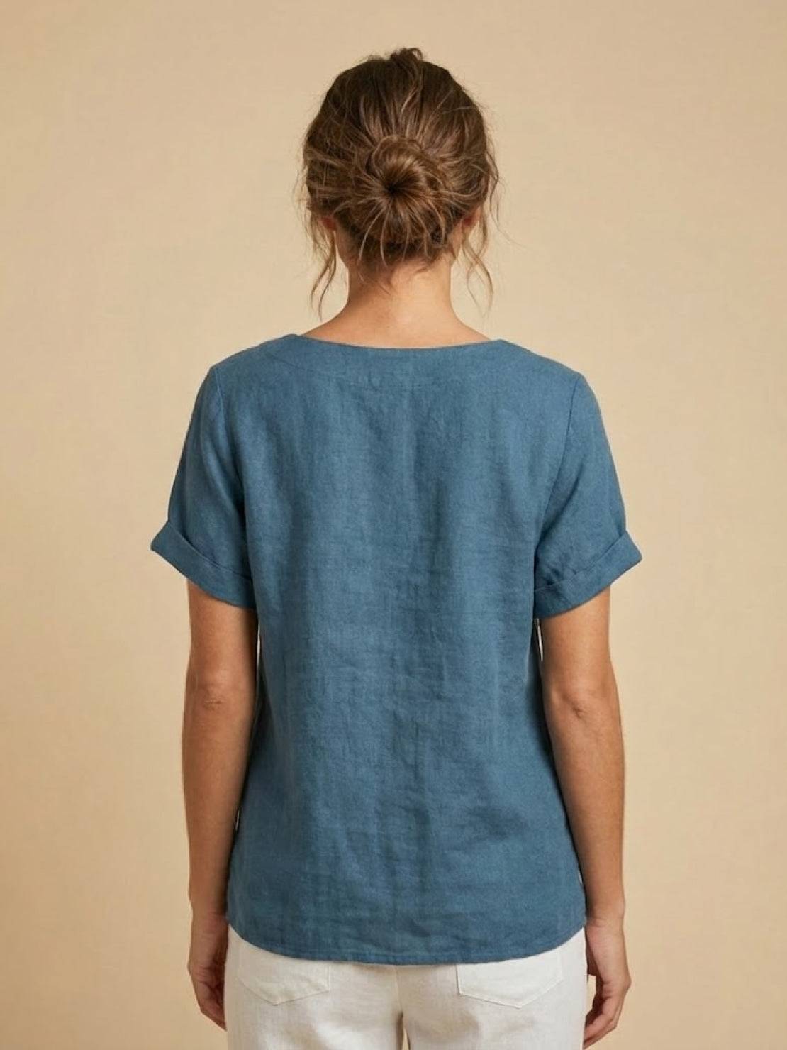 Relaxed Fit Women's Short Sleeve Blouse