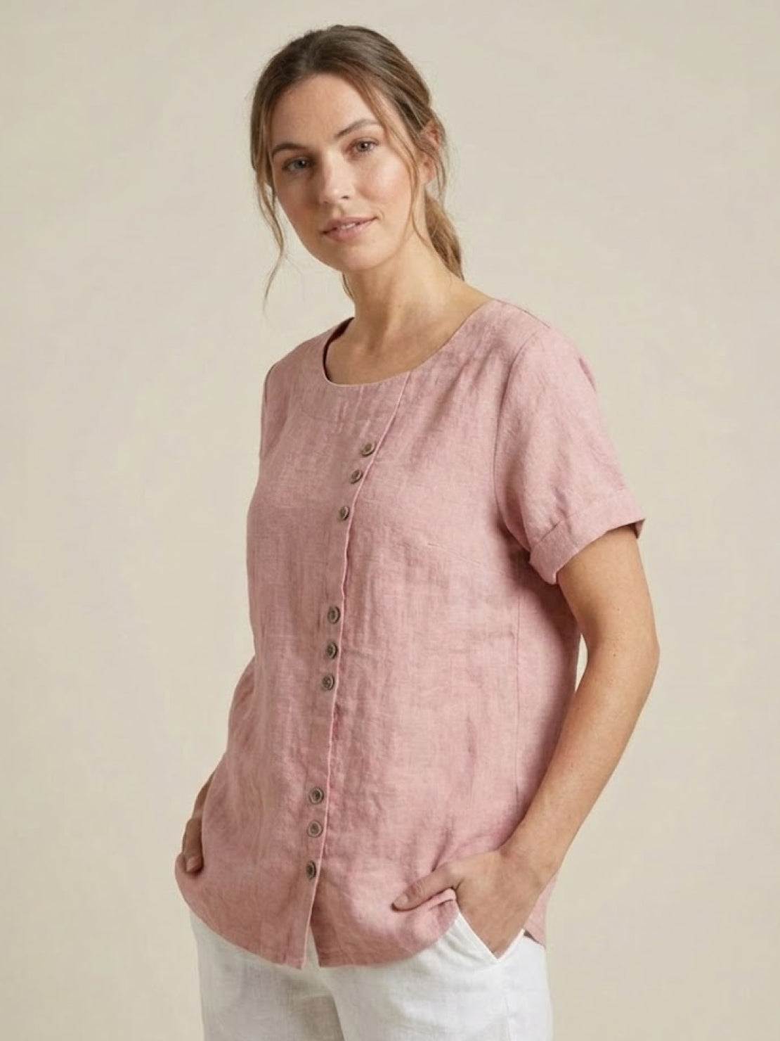Relaxed Fit Women's Short Sleeve Blouse