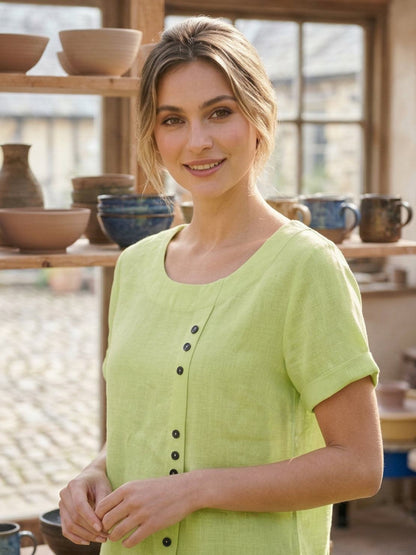 Relaxed Fit Women's Short Sleeve Blouse