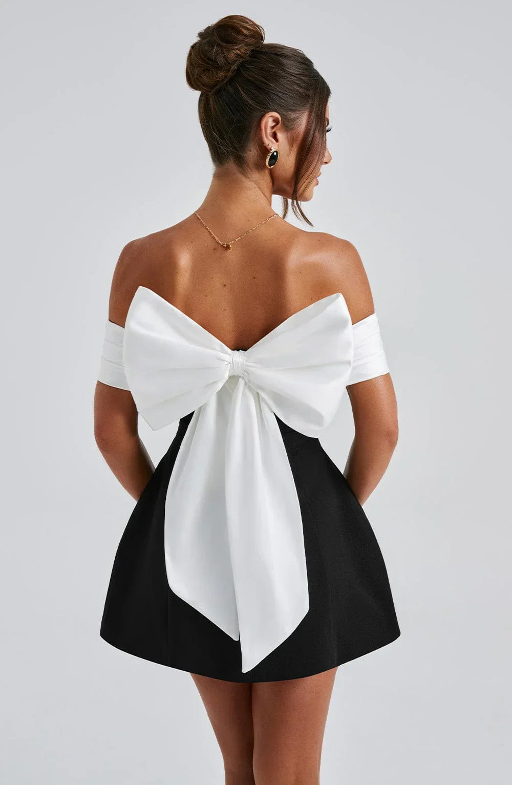 Women's Off-The-Shoulder Fit And Flare Mini Dress - VibreMode
