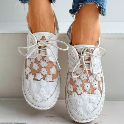 Delicate Floral Wedding Shoes - VibreMode