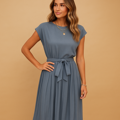 Women’s summer dress with a tailored fit in midi or maxi length, perfect for warm days, weddings, vacations, and summer events.