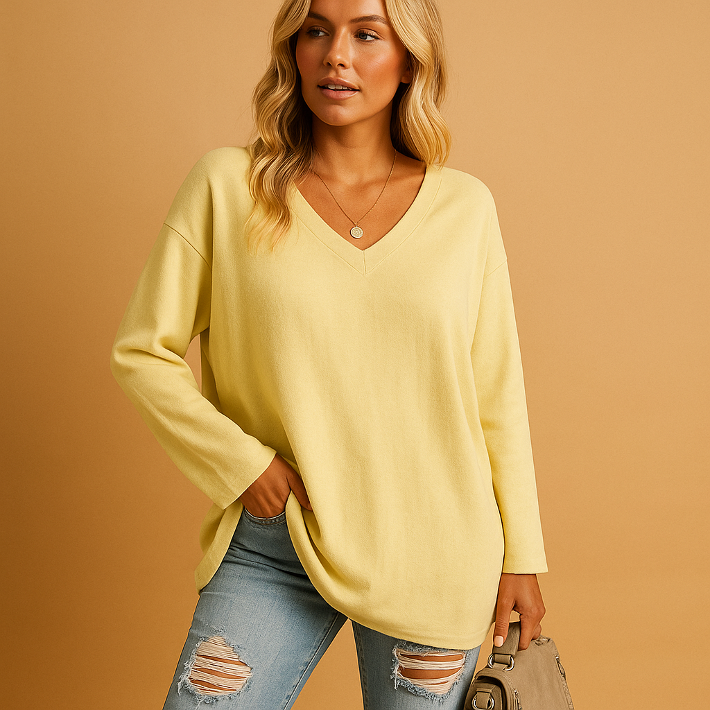 Women’s lightweight summer top with round neckline and short sleeves in various colors, ideal for warm days and casual summer looks.