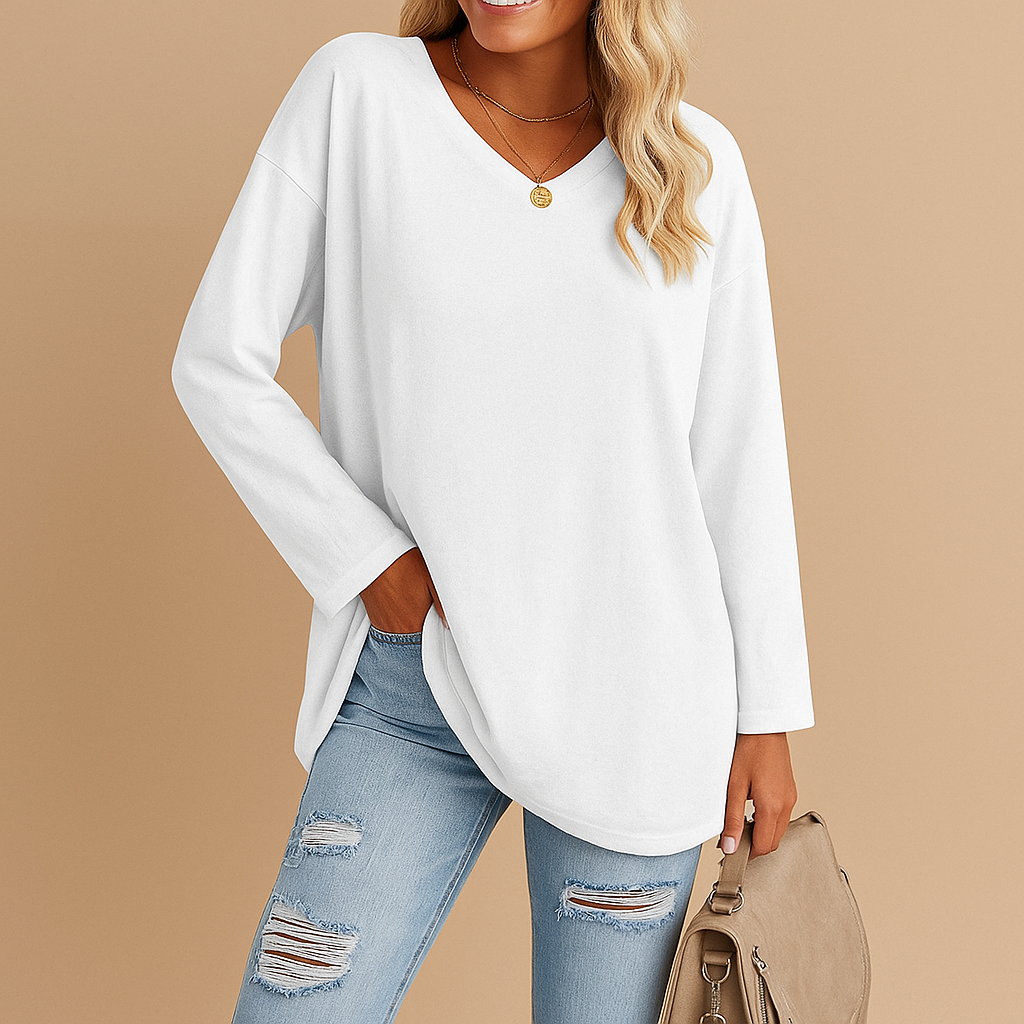 Women’s lightweight summer top with round neckline and short sleeves in various colors, ideal for warm days and casual summer looks.