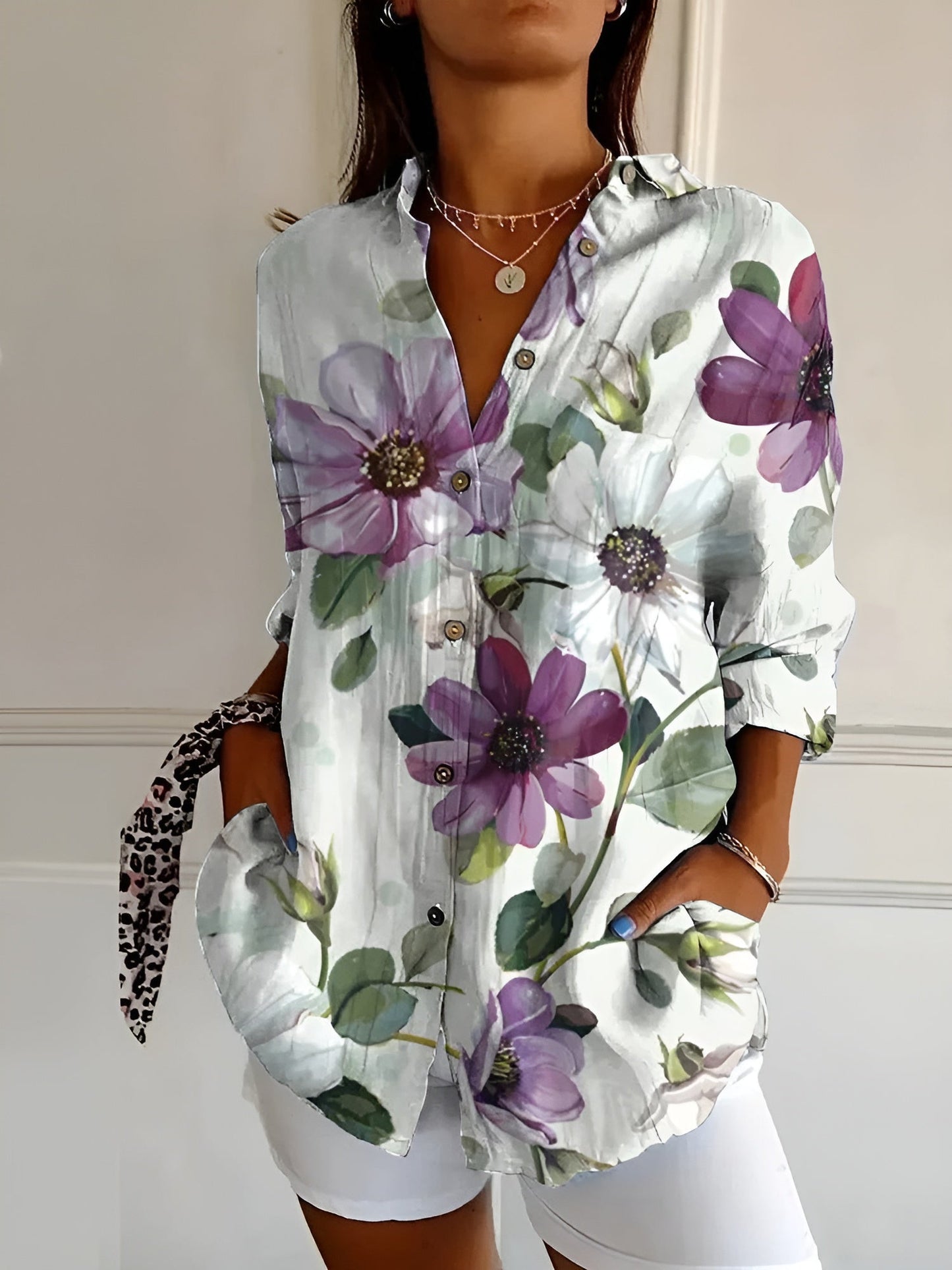 Avril | Fashionable Top with Fun Floral Patterns