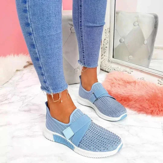 Women's T-Strap Flat Shoes - VibreMode