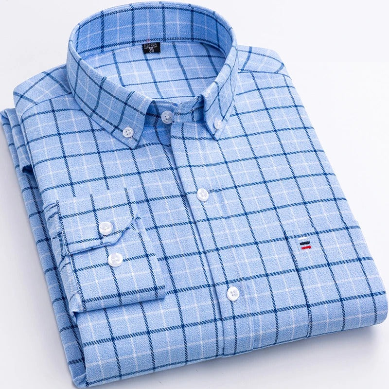 Classic Men's Spring Plaid Button Down Shirt - VibreMode