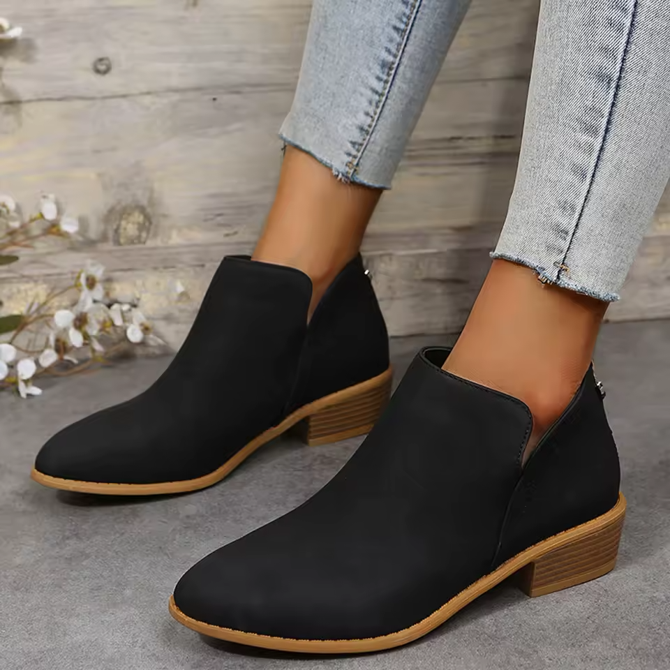 Image of Veronica | Women's V-Cut Pointed Toe Ankle Boots