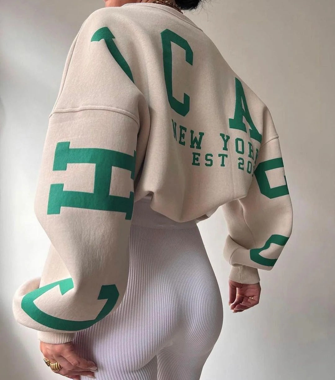 Women's Oversized Crew Neck Sweatshirt - VibreMode