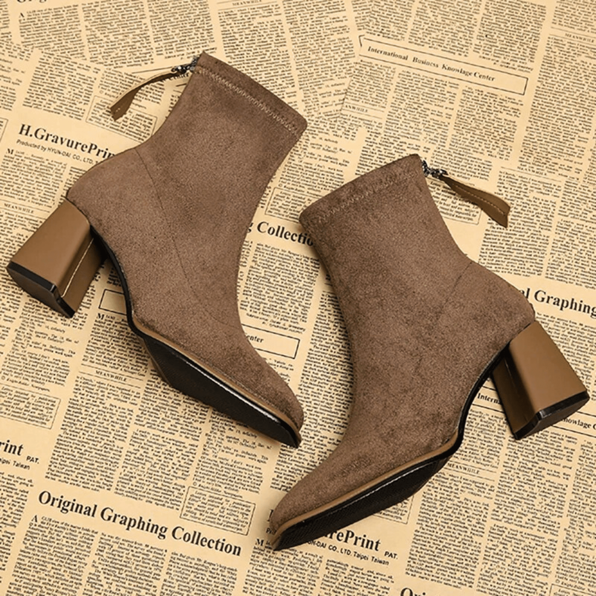 Women's Ankle Boots Rear Zipper Heel Style - VibreMode